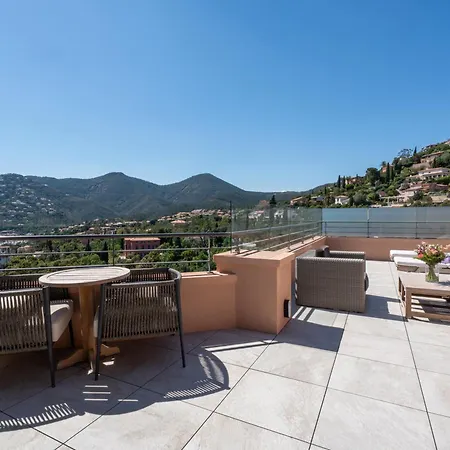 Tiara Yaktsa Cote D'azur Hotel 5*