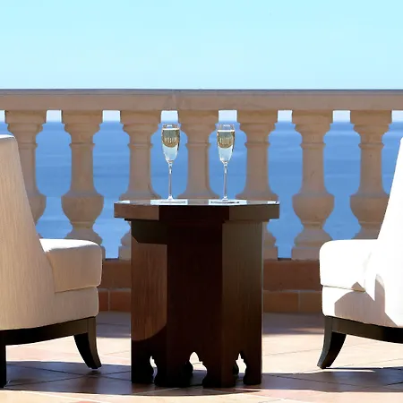 Hotel Tiara Yaktsa Cote D'azur 5*