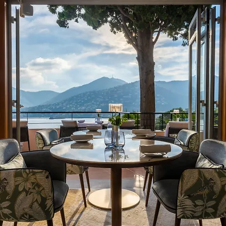 Tiara Yaktsa Cote D'azur Hotel 5*
