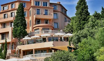 Tiara Yaktsa Cote D'azur 5*