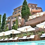 Tiara Yaktsa Cote D'azur