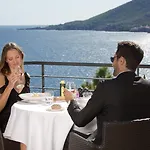 Otel Tiara Yaktsa Cote D'azur 5*