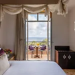 Tiara Yaktsa Cote D'azur Otel