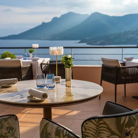 Tiara Yaktsa Cote D'azur 5* Théoule-sur-Mer