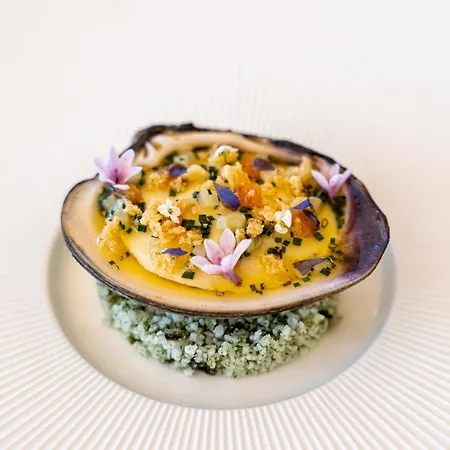 Tiara Yaktsa Cote D'azur