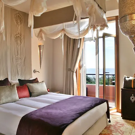 Tiara Yaktsa Cote D'azur 5*