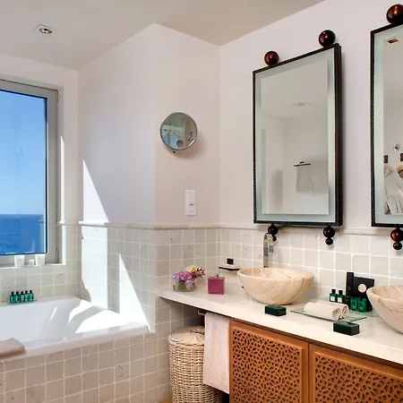 Tiara Yaktsa Cote D'azur 5* Théoule-sur-Mer