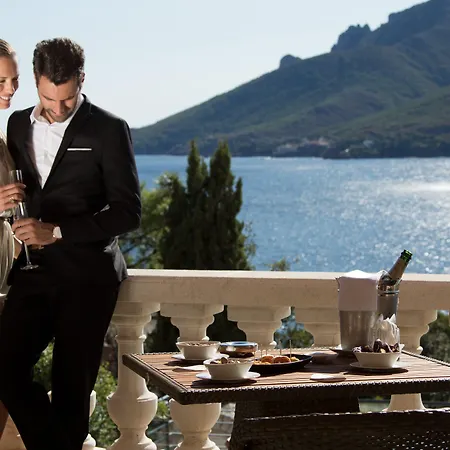 Tiara Yaktsa Cote D'azur 5*