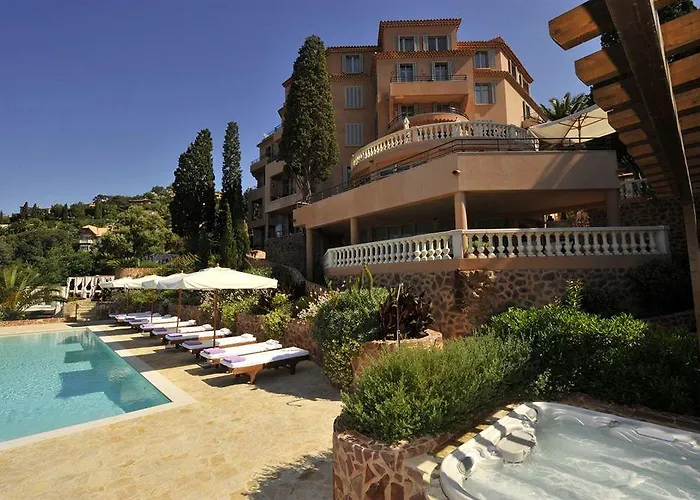Tiara Yaktsa Cote D'azur Hotel 5*