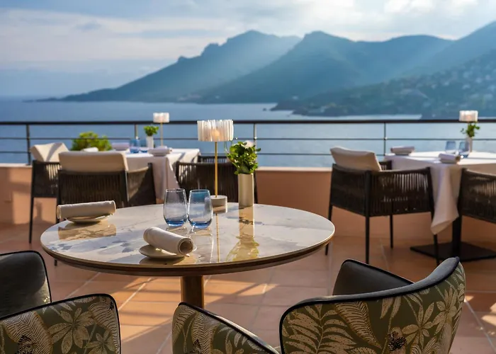 Tiara Yaktsa Cote D'azur 5* Théoule-sur-Mer