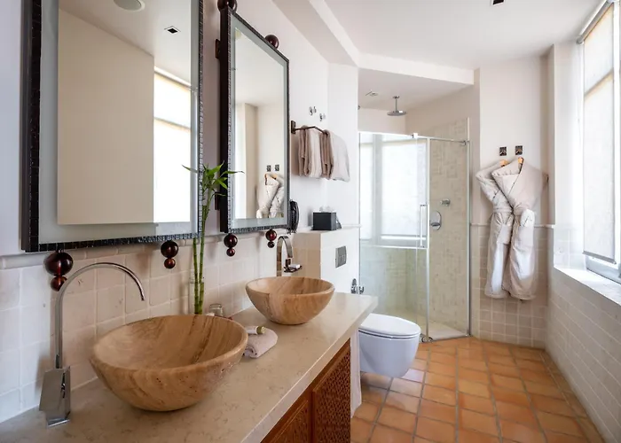 Tiara Yaktsa Cote D'azur Hotel 5*
