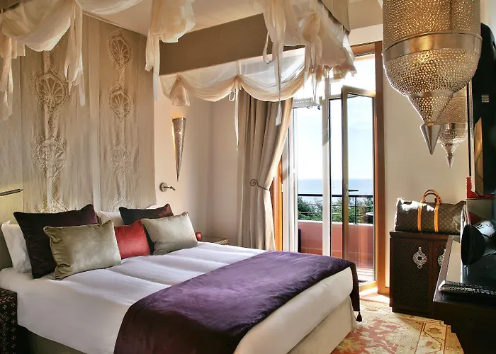 Tiara Yaktsa Cote D'azur 5*
