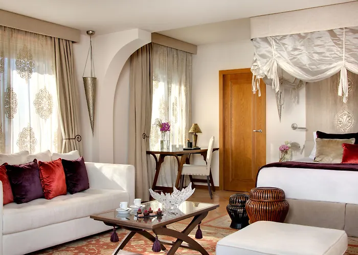 Tiara Yaktsa Cote D'azur 5* Théoule-sur-Mer
