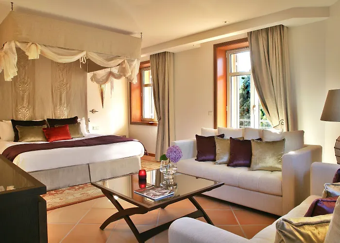 Tiara Yaktsa Cote D'azur 5*