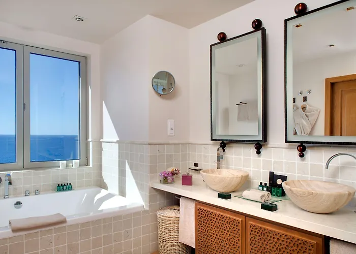 Tiara Yaktsa Cote D'azur 5* Théoule-sur-Mer