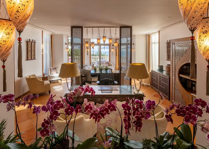 Hotel Tiara Yaktsa Cote D'azur Théoule-sur-Mer